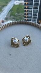 İnci Detaylı Geometrik Küpe Gold